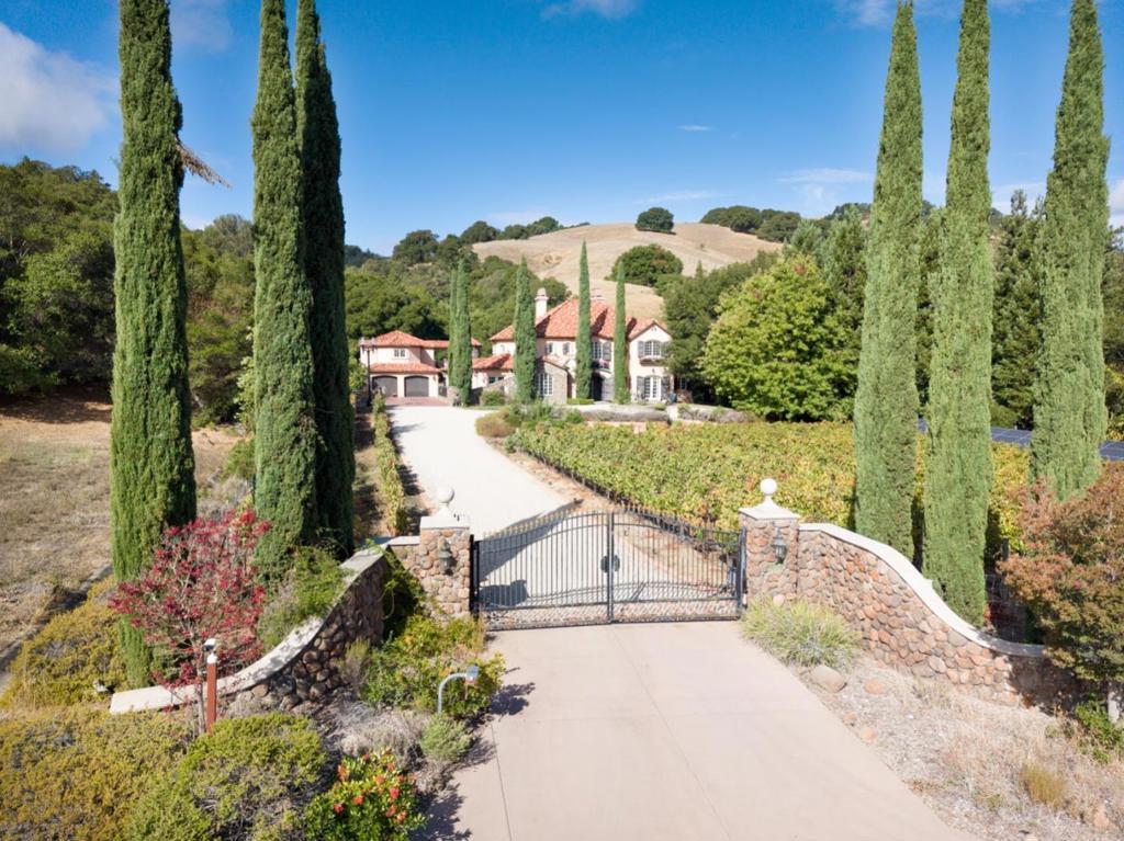 Photo of Listing #ML82025631