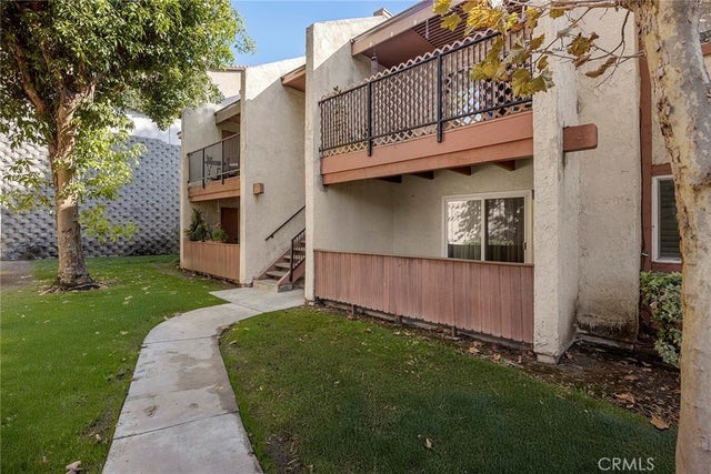 1052 S Idaho # 19, La Habra