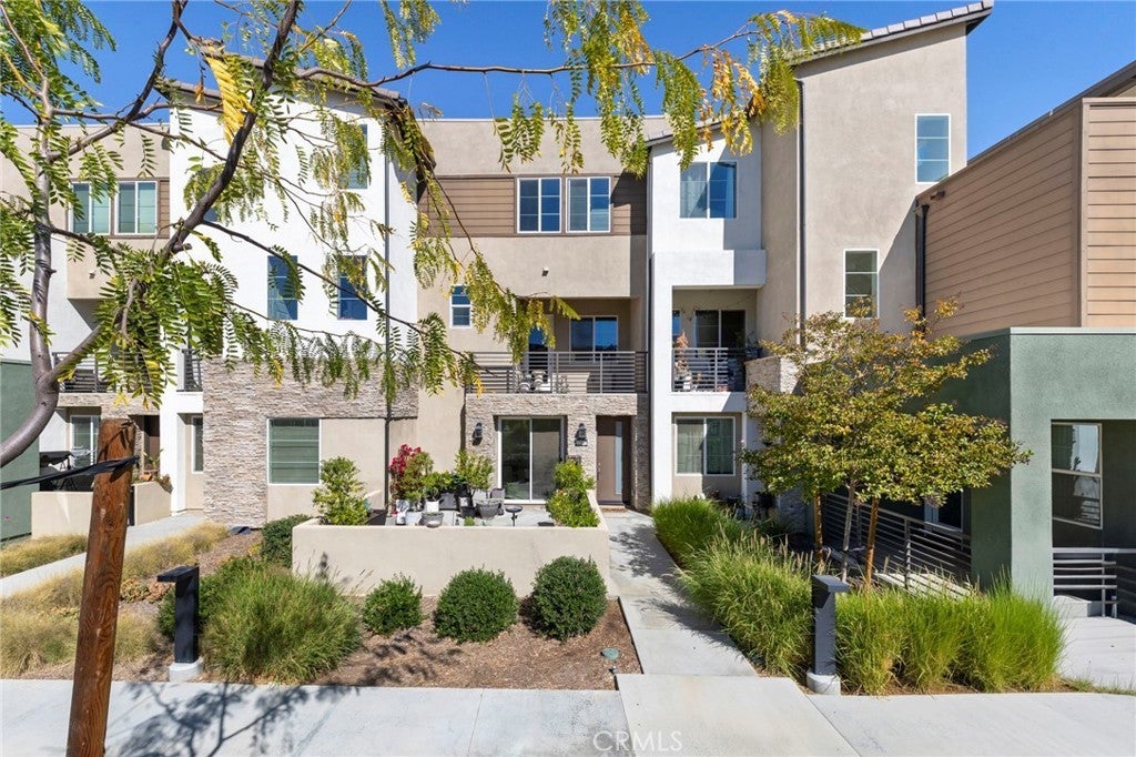 Photo of Listing #SR25243634