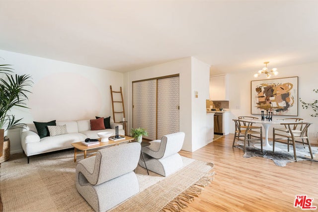 532 N Rossmore Avenue # 406, Los Angeles