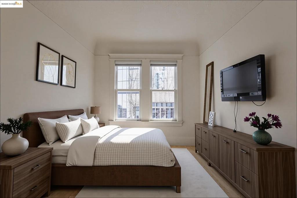 Photo of Listing #41115595