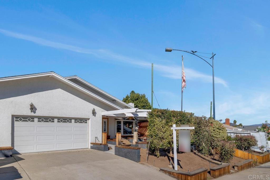 Photo of Listing #PTP2508031