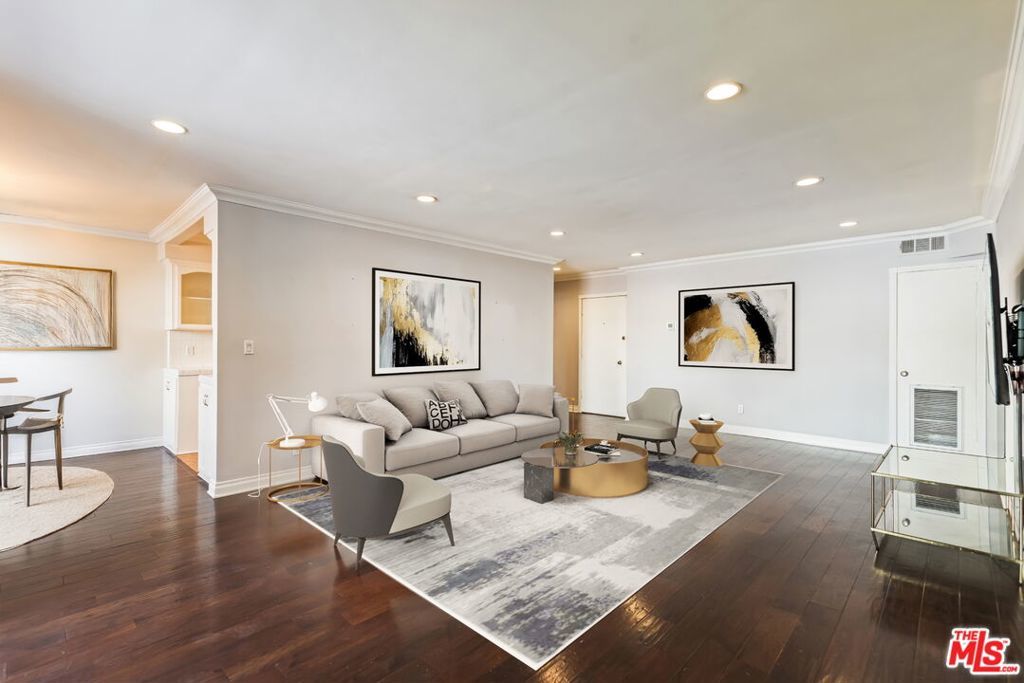 Photo of Listing #25608495