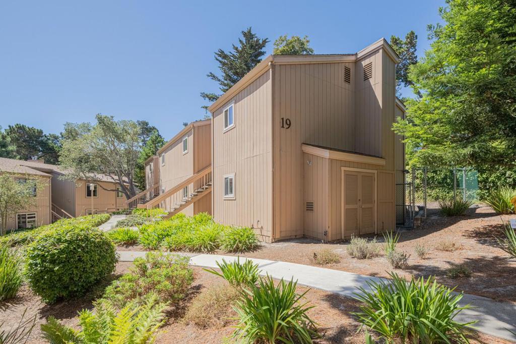 300 Glenwood Circle # 189, Monterey