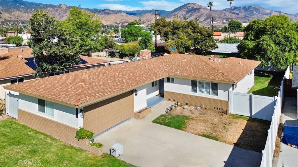 Photo of Listing #CV25245621