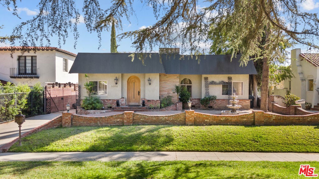 Photo of Listing #25605847