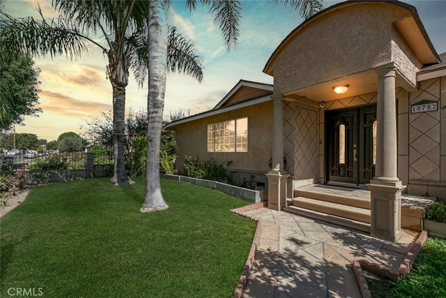 10752 Gerald Avenue, Granada Hills