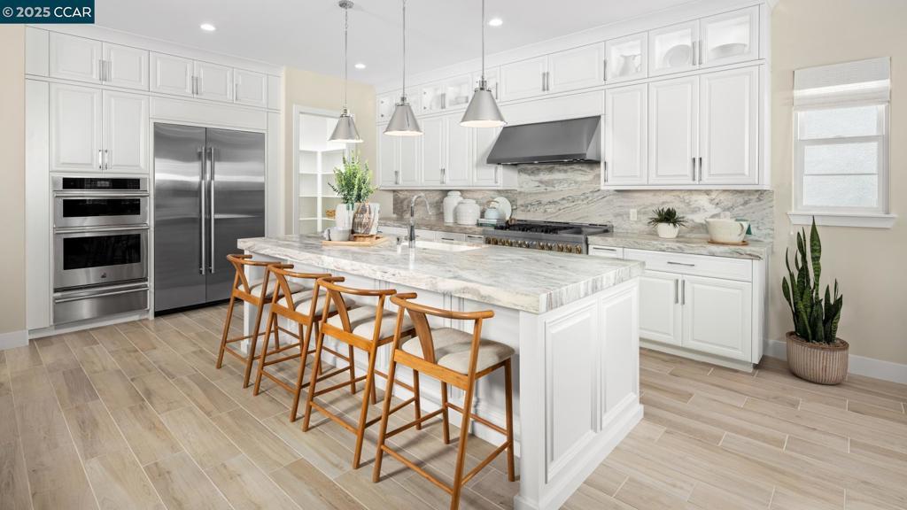 Photo of Listing #41115630