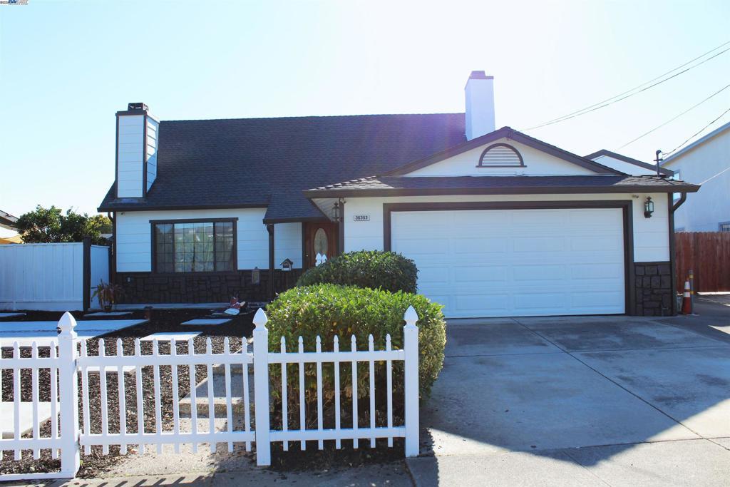 Photo of Listing #41115635