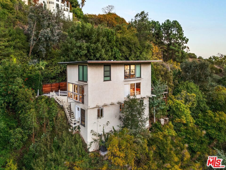 Photo of Listing #25609673