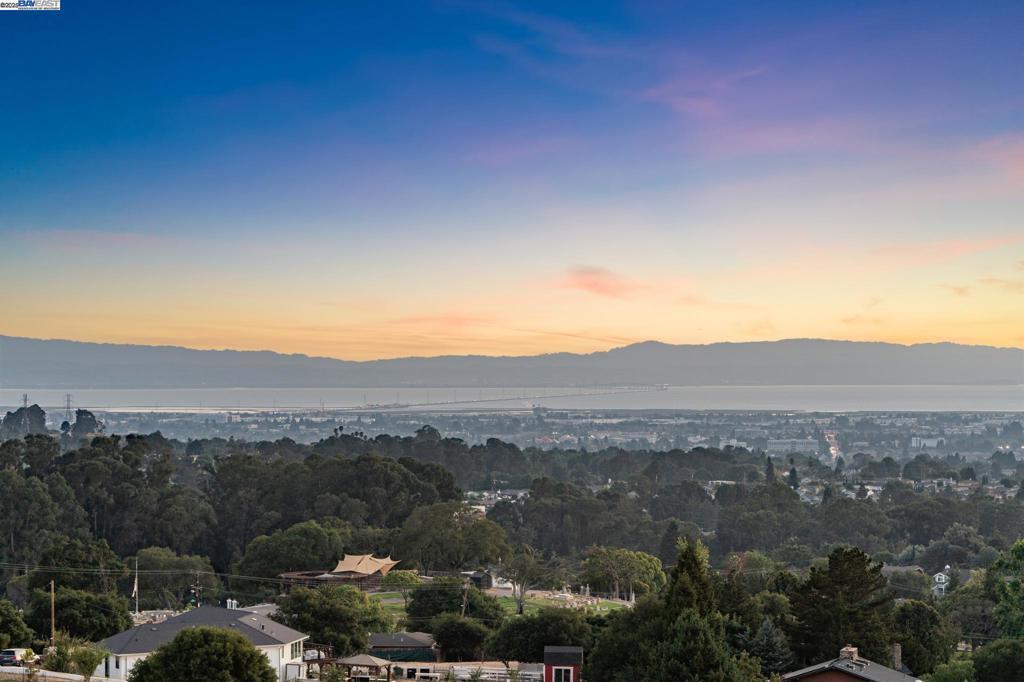 Photo of Listing #41115648