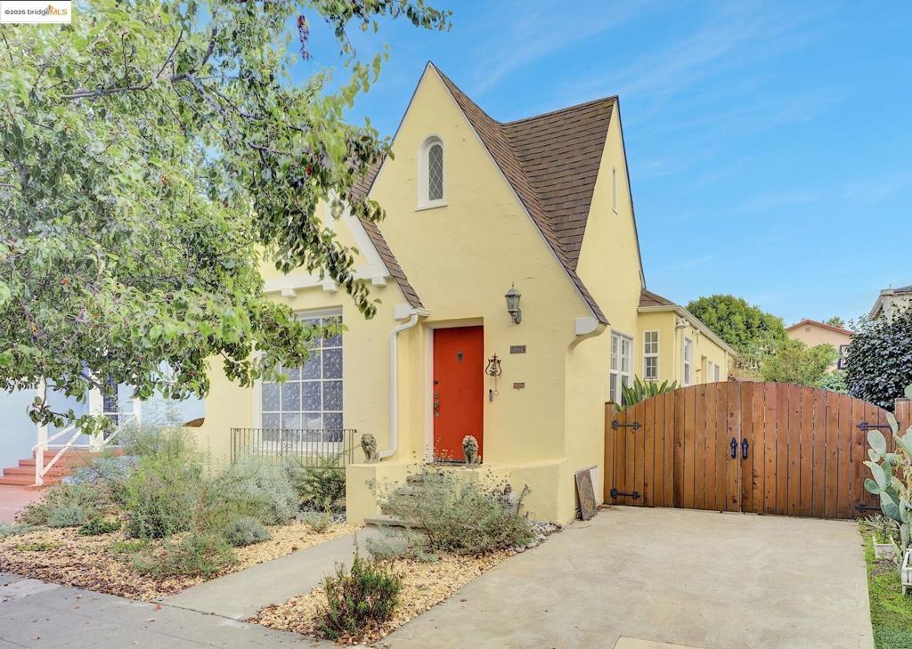 Photo of Listing #41115655