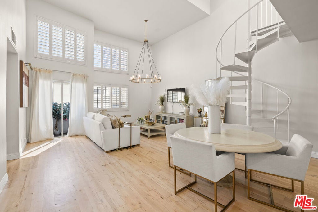 Photo of Listing #25610111