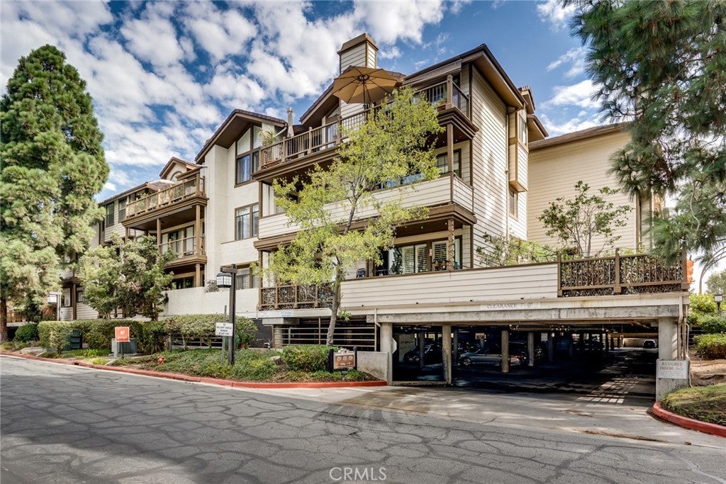 2559 Plaza Del Amo # 101, Torrance