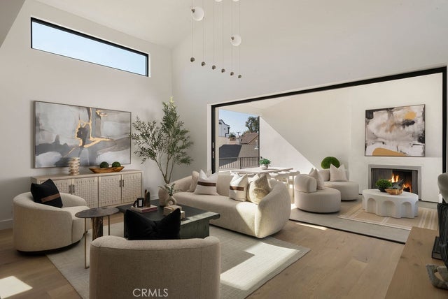 512 1/2 Marigold Avenue, Corona Del Mar