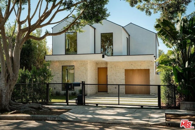 3629 Rosewood Avenue, Los Angeles