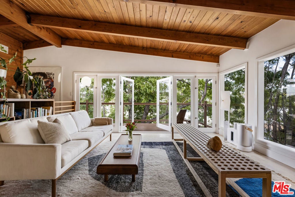 Photo of Listing #25605413