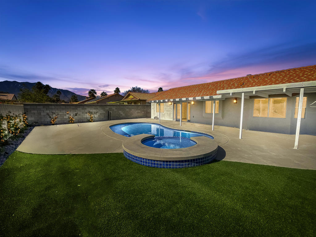 69835 Bluegrass Way, Cathedral City