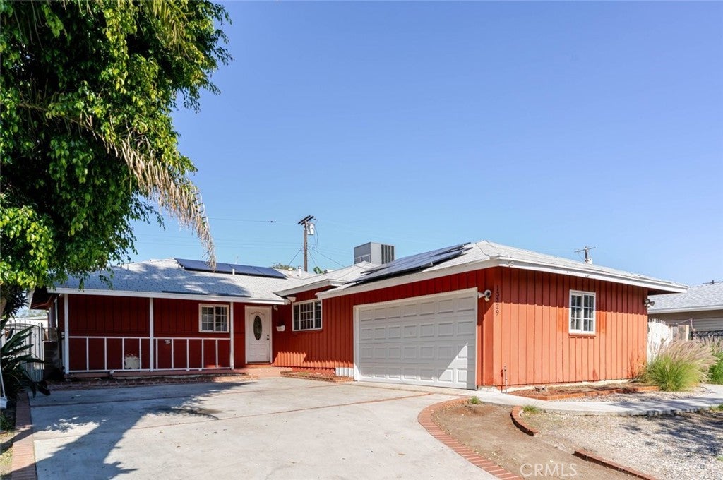 Photo of Listing #MB25246576