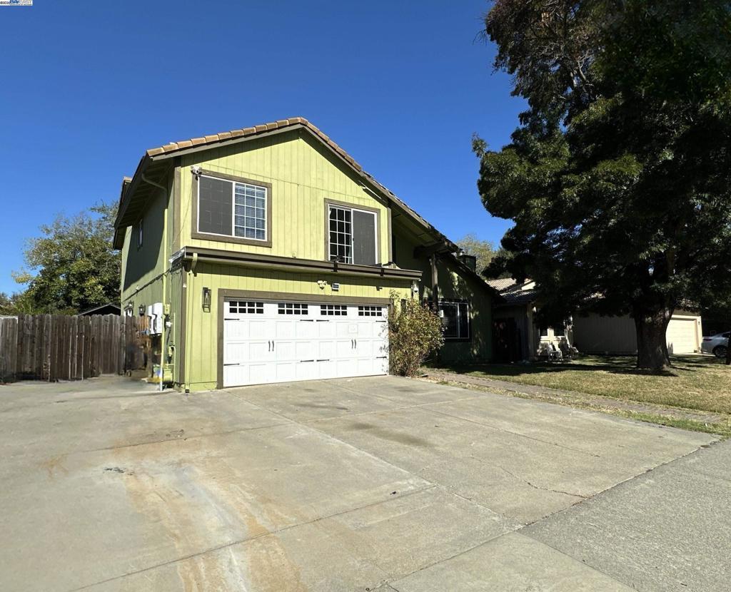 163 Stirling Dr, Vacaville