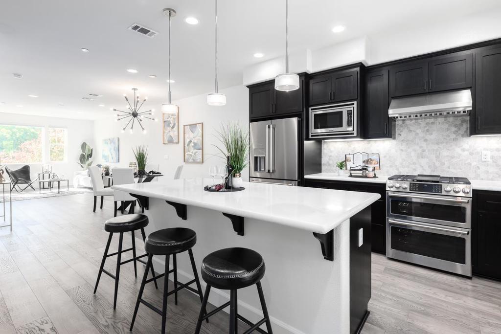 Photo of Listing #ML82025827