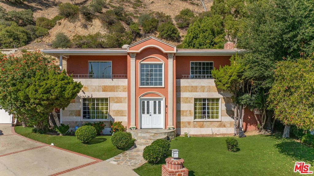 Photo of Listing #25605477