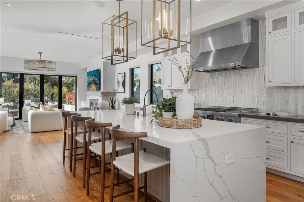 Photo of Listing #OC25246707