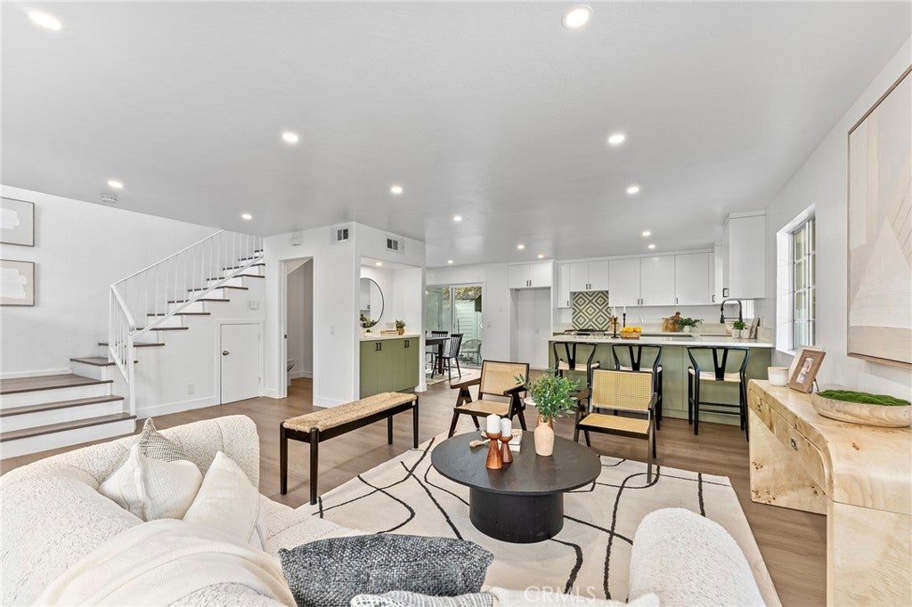 Photo of Listing #CV25245818