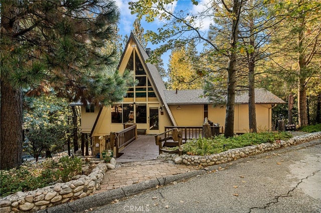 Listing photo for 166 Brentwood, Lake Arrowhead, CA