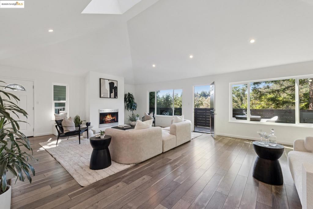 6520 Heather Ridge Way, Oakland