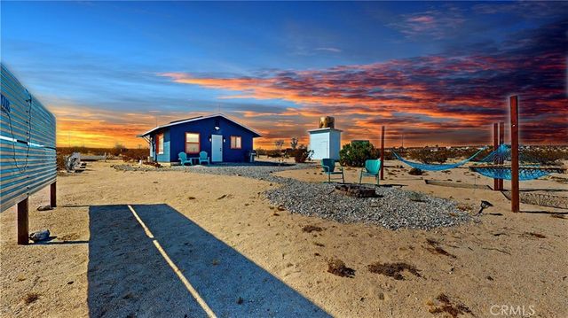 68310 Emerald, 29 Palms