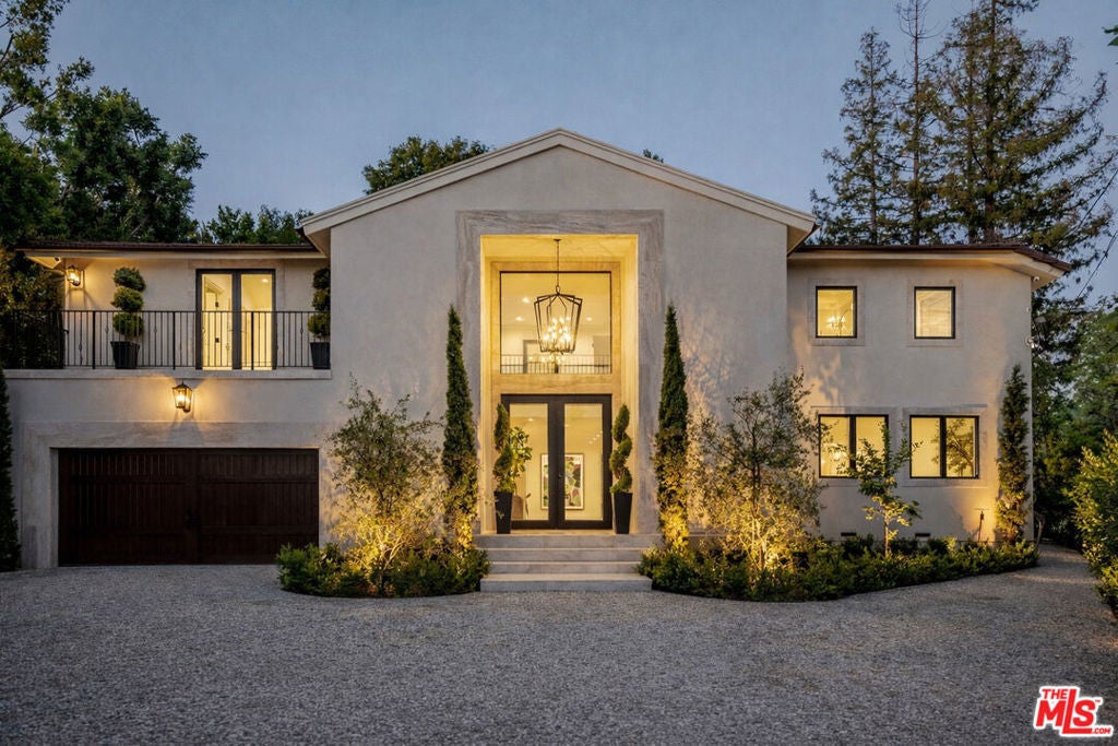 Photo of Listing #25610659