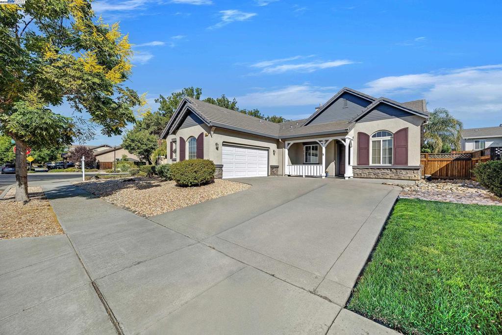 Photo of Listing #41115799