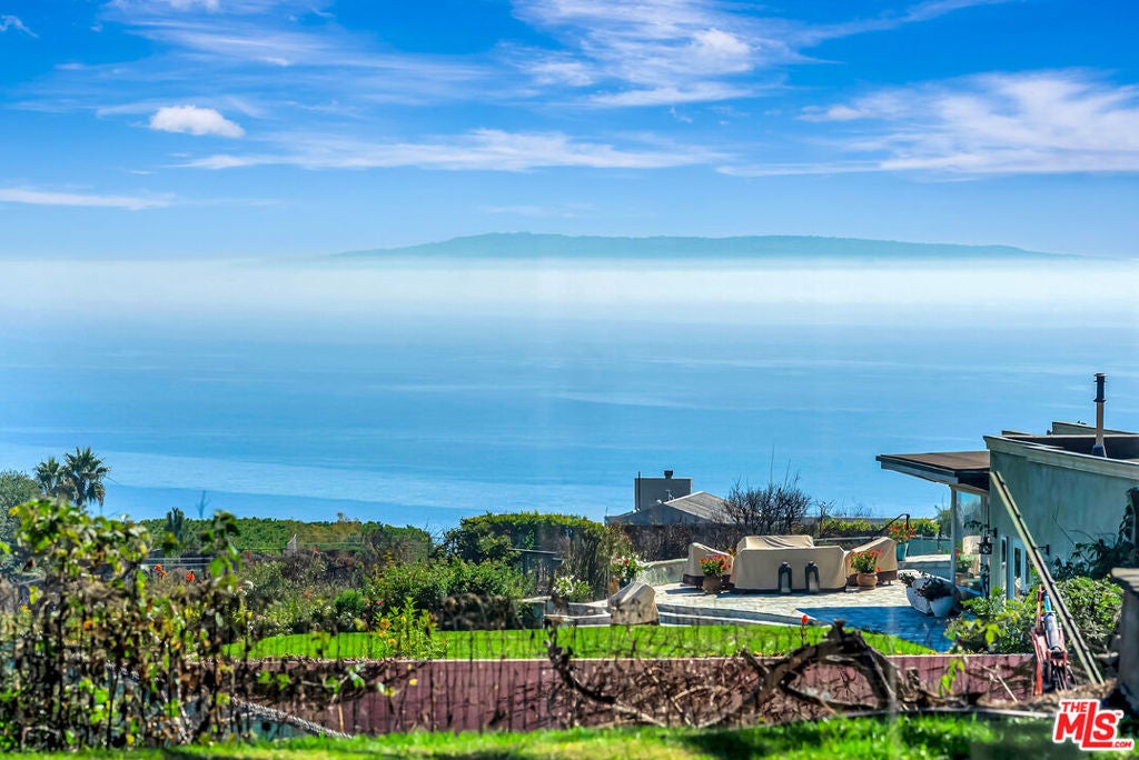 Photo of Listing #25610077