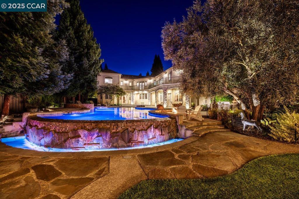 Photo of Listing #41115818