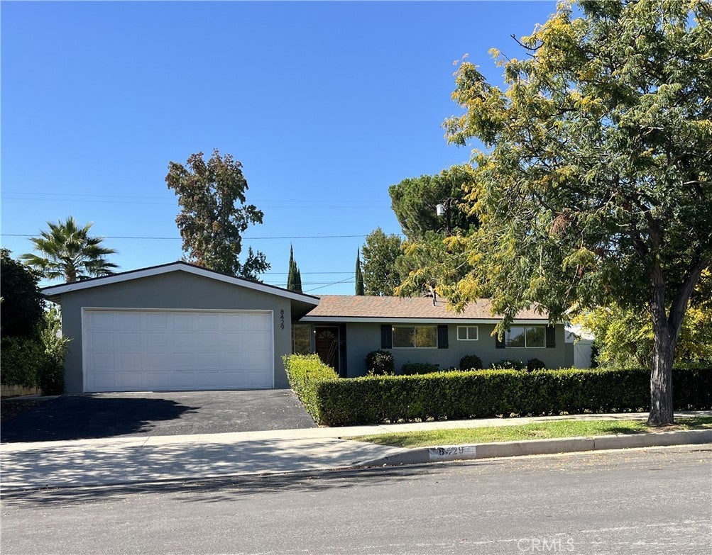 Photo of Listing #SR25247200