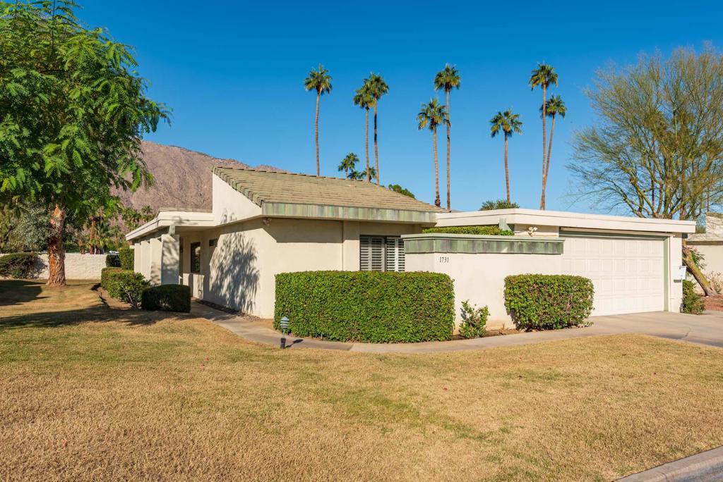 1731 Grand Bahama Drive, Palm Springs