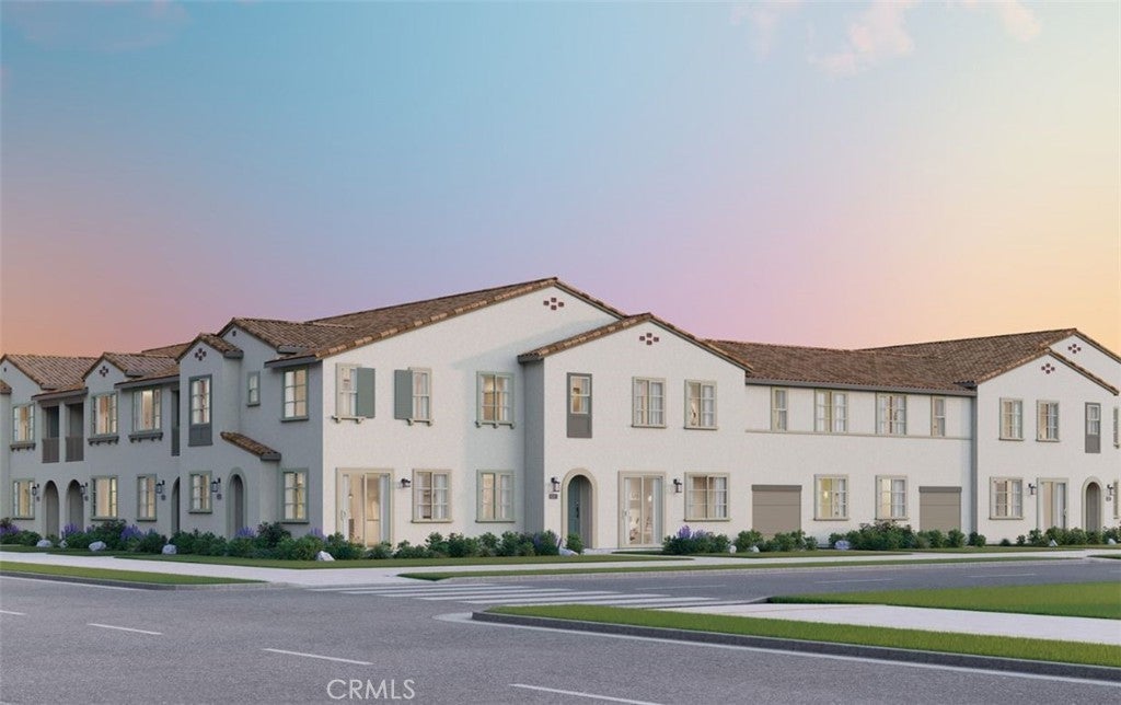 Photo of Listing #OC25247237