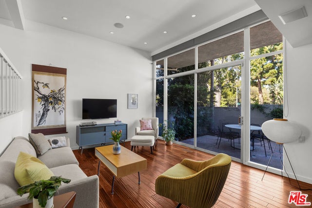 4436 Kling Street, Burbank