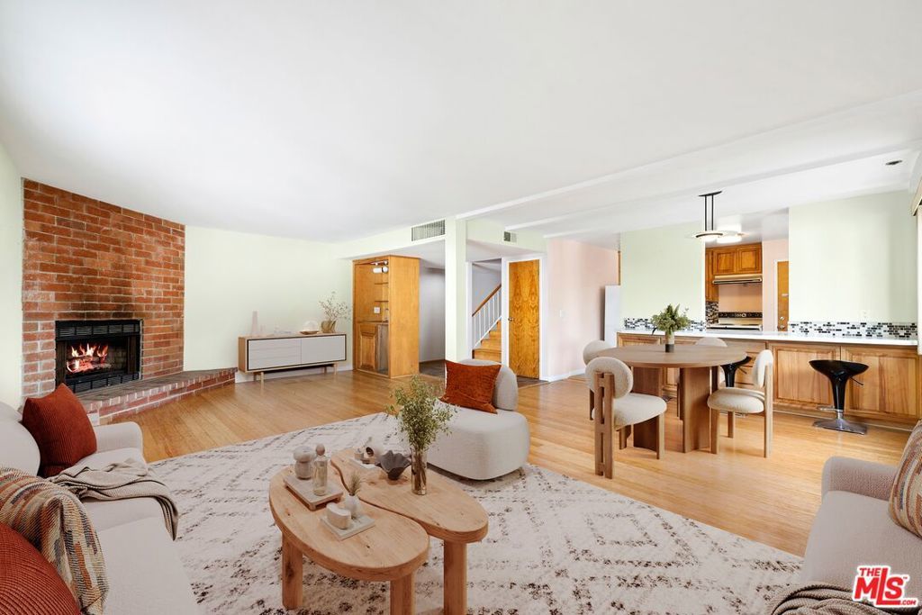 Photo of Listing #25606515