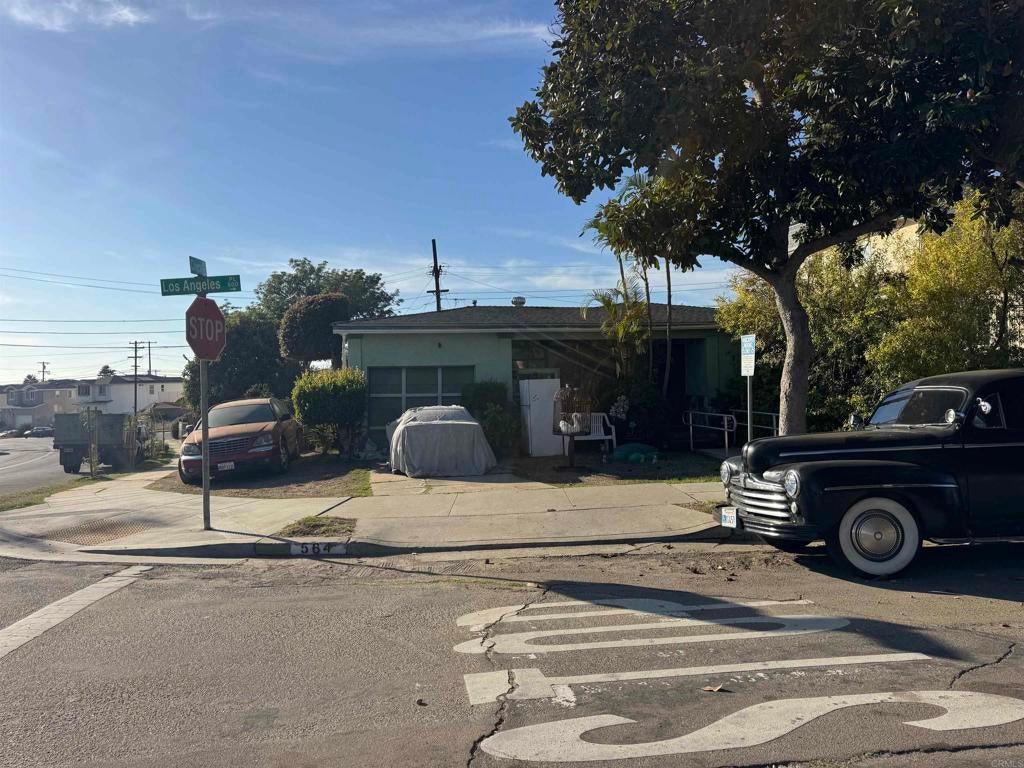 Photo of Listing #PTP2508100