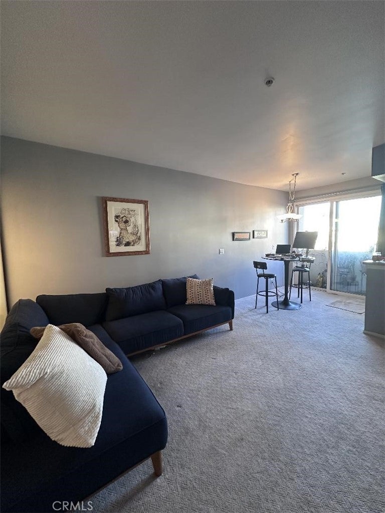 Photo of Listing #DW25247132