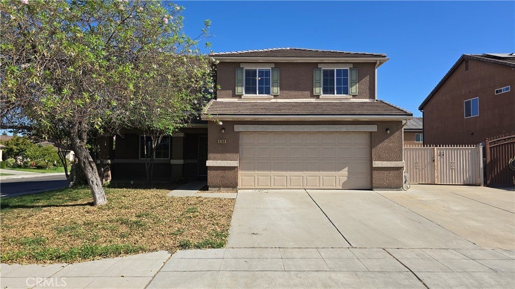 6288 Woodward Avenue, Fresno