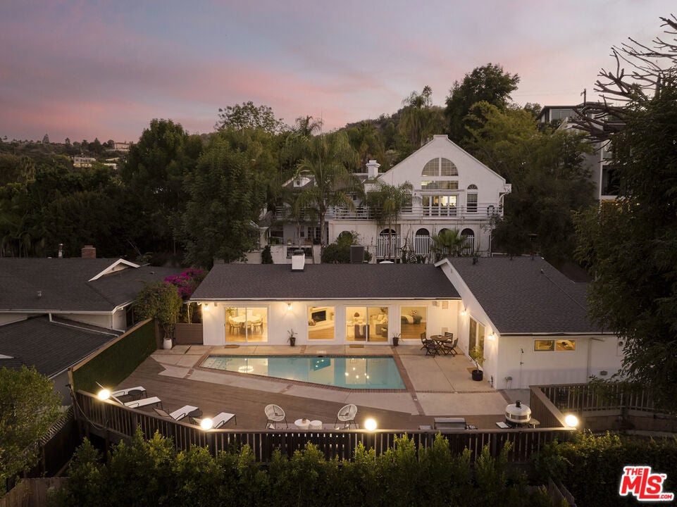 Photo of Listing #25611055