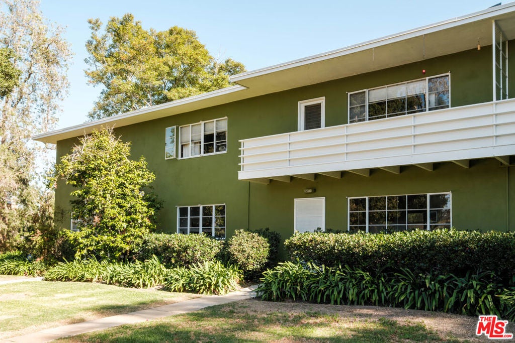 Photo of Listing #25611053