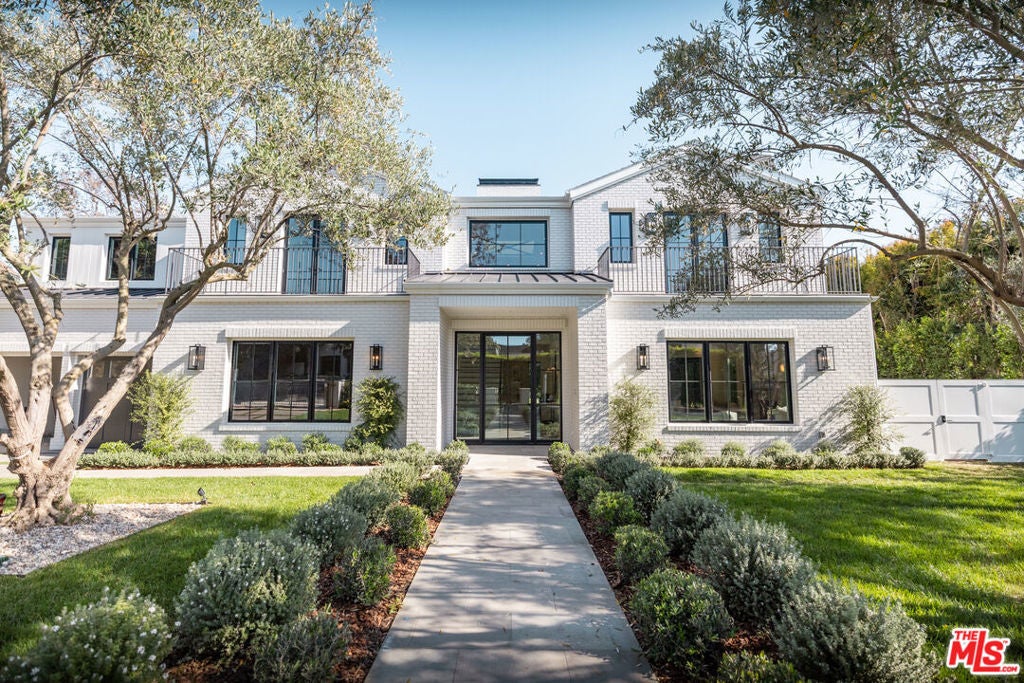 1072 Amalfi Drive, Pacific Palisades