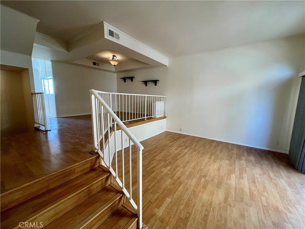 Photo of Listing #SR25247892