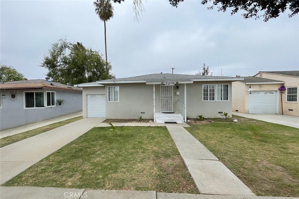 2218 Towner, Santa Ana