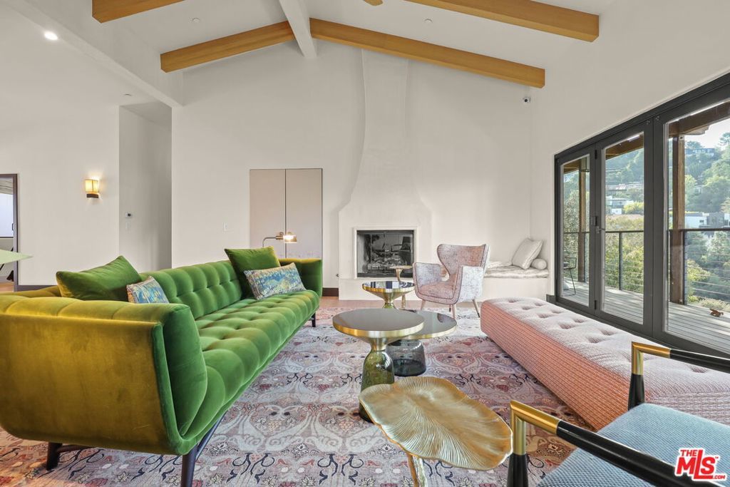 Photo of Listing #25610993