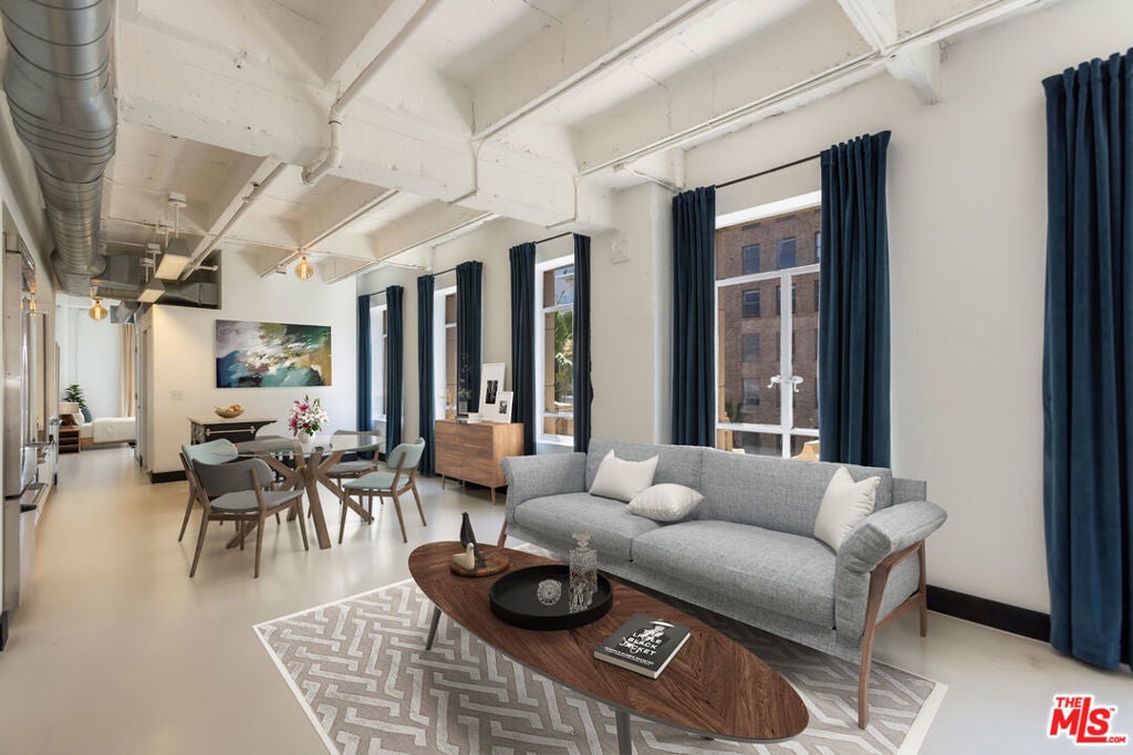 Photo of Listing #25589537